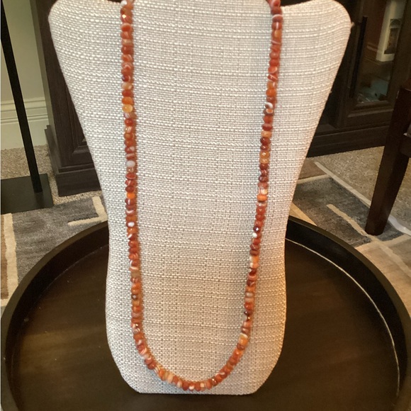 15” carved stone necklace, costume jewelry - Picture 4 of 5